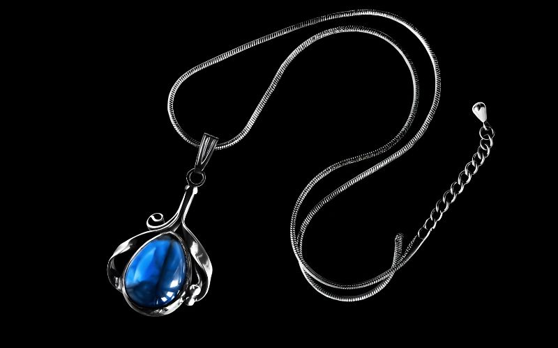 Collier en chaîne noir 3