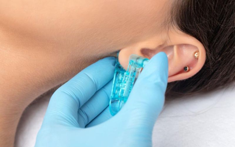 Obter um piercing Helix1 1