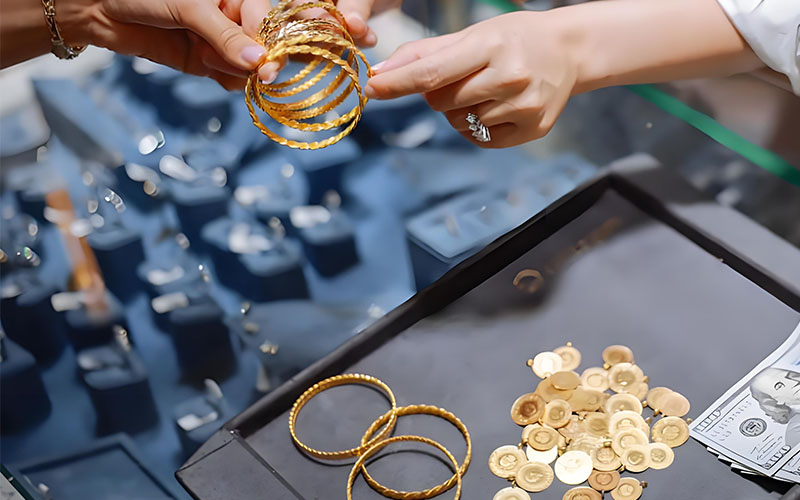 Gold vs Brass2