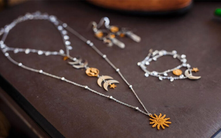 Jewelry Made of Stainless-steel1