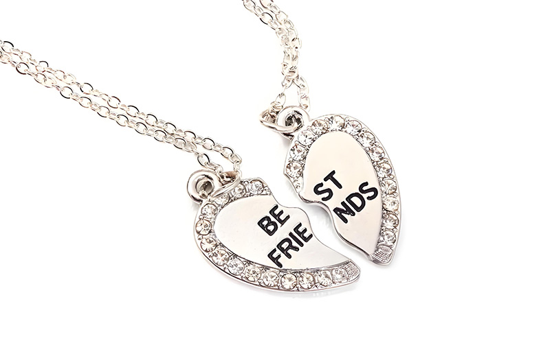 Name Necklaces1