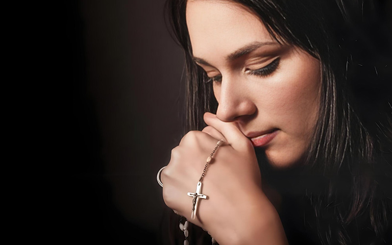 The Cross Pendant2
