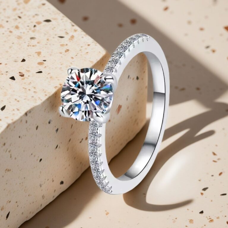 lab diamond engagement rings