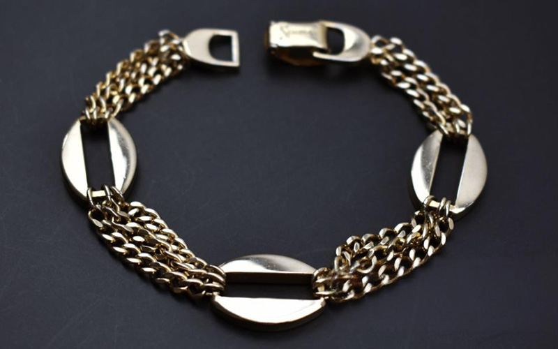 Personalize Your Stainless Steel Bracelet3