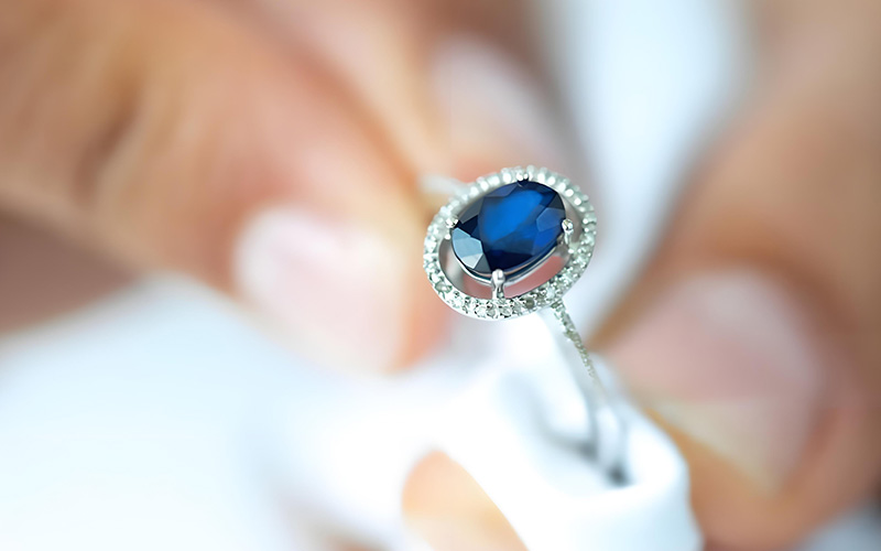 Gemstone Jewelry Maintenance1